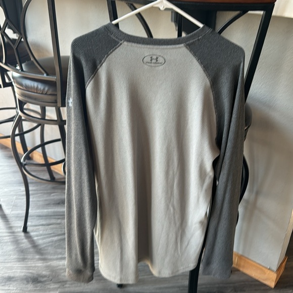 Under Armour long sleeve shirt - Picture 5 of 7